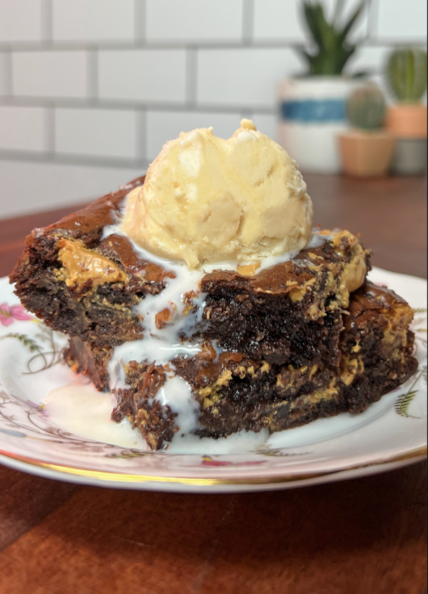Caramelised White Chocolate Brownies Recipe | Twisted