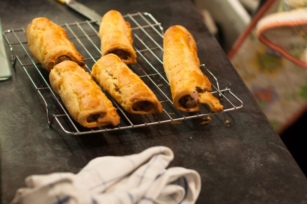 B&#038;M is selling a sausage roll maker for £20